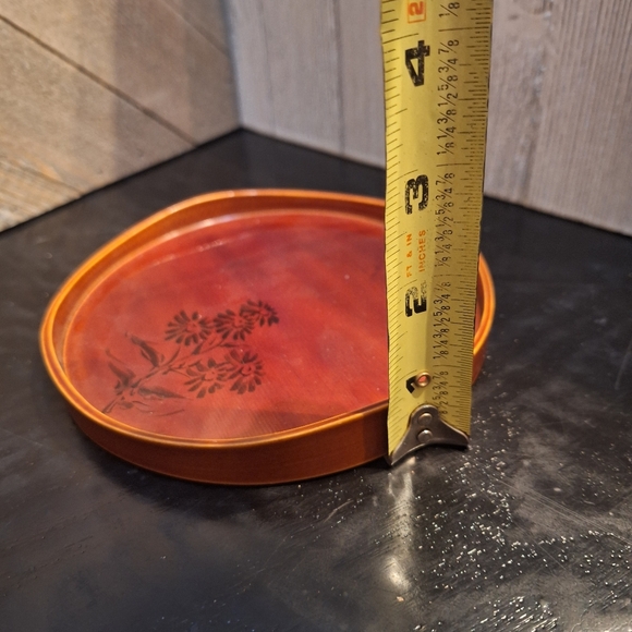Vtg, set of 5, Japan Red Lacquer with Faux Woodgrain Floral, small round trays - Picture 7 of 8